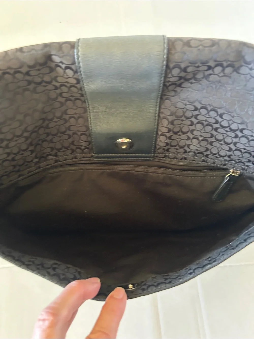 COACH BLACK SIGNATURE HUDSON COMMUTER LAPTOP MESSENGER BAG
